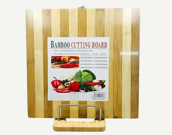 Каковы антибактериальные свойства и долговечность древесного материала Stripes Craft Cutting Board?